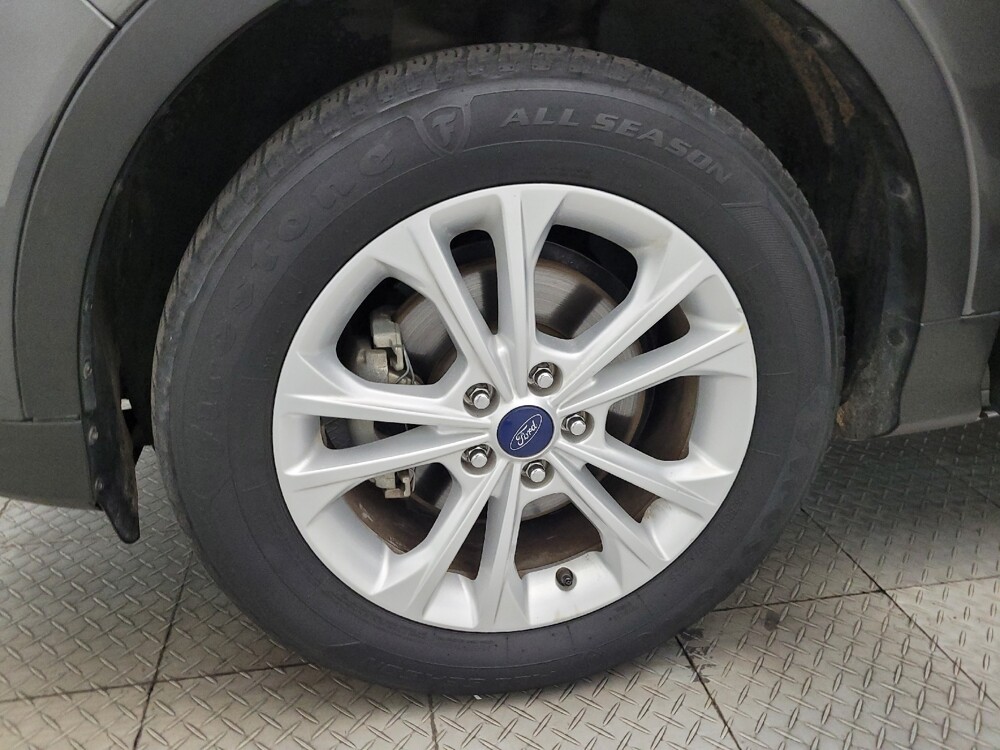 2018 Ford Escape in Glendale, AZ 85301 - 18082710 31