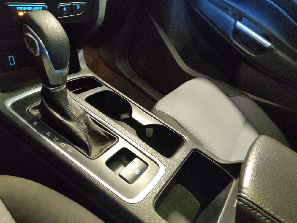 2018 Ford Escape in Glendale, AZ 85301 - 18082710 26