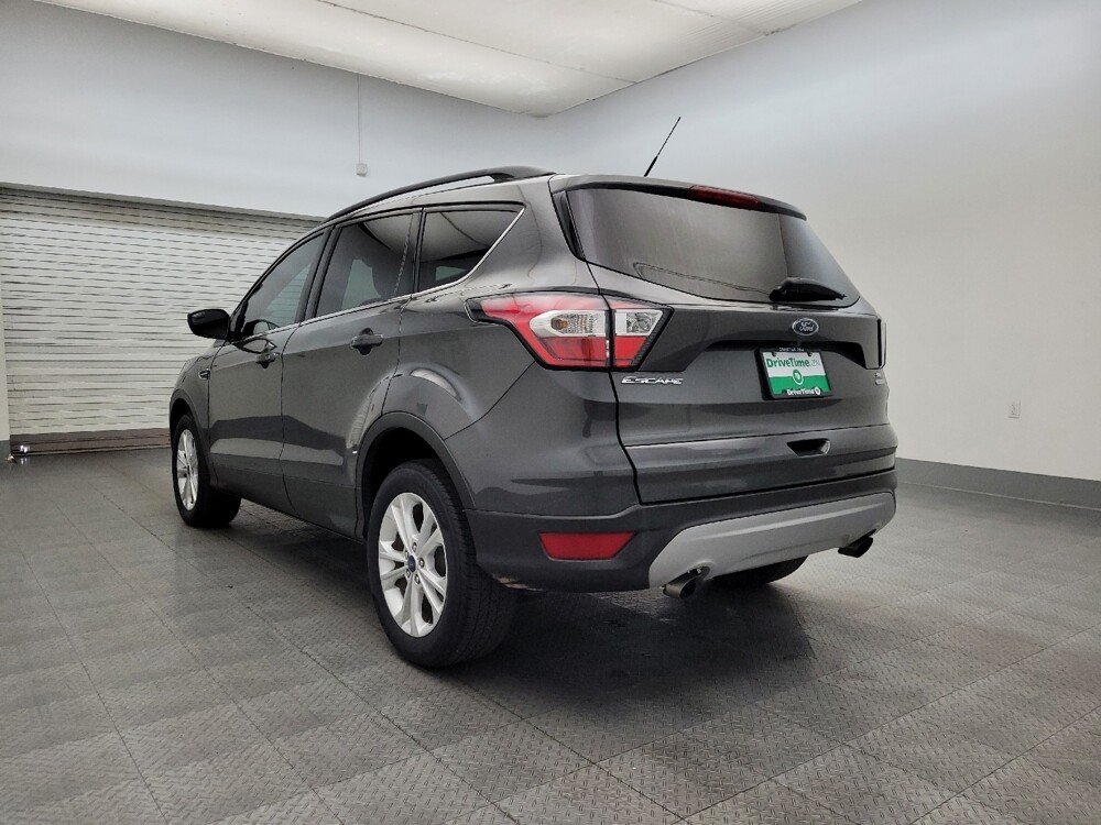 2018 Ford Escape in Glendale, AZ 85301 - 18082710 5