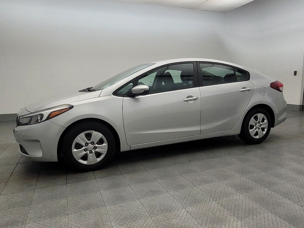 2017 Kia Forte in Glendale, AZ 85301 - 18082711 2