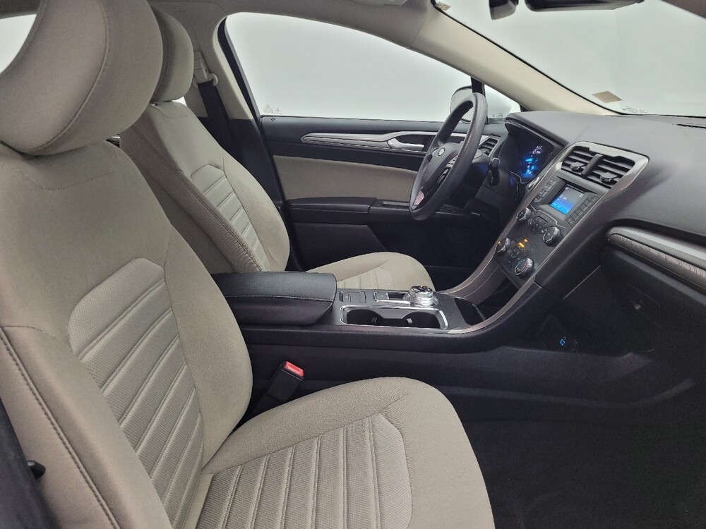 2019 Ford Fusion in Miamisburg, OH 45342 - 18082712 21