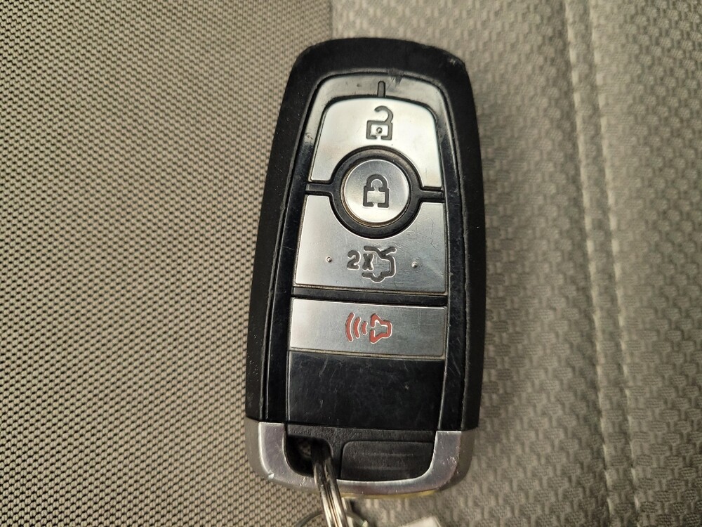 2019 Ford Fusion in Miamisburg, OH 45342 - 18082712 32