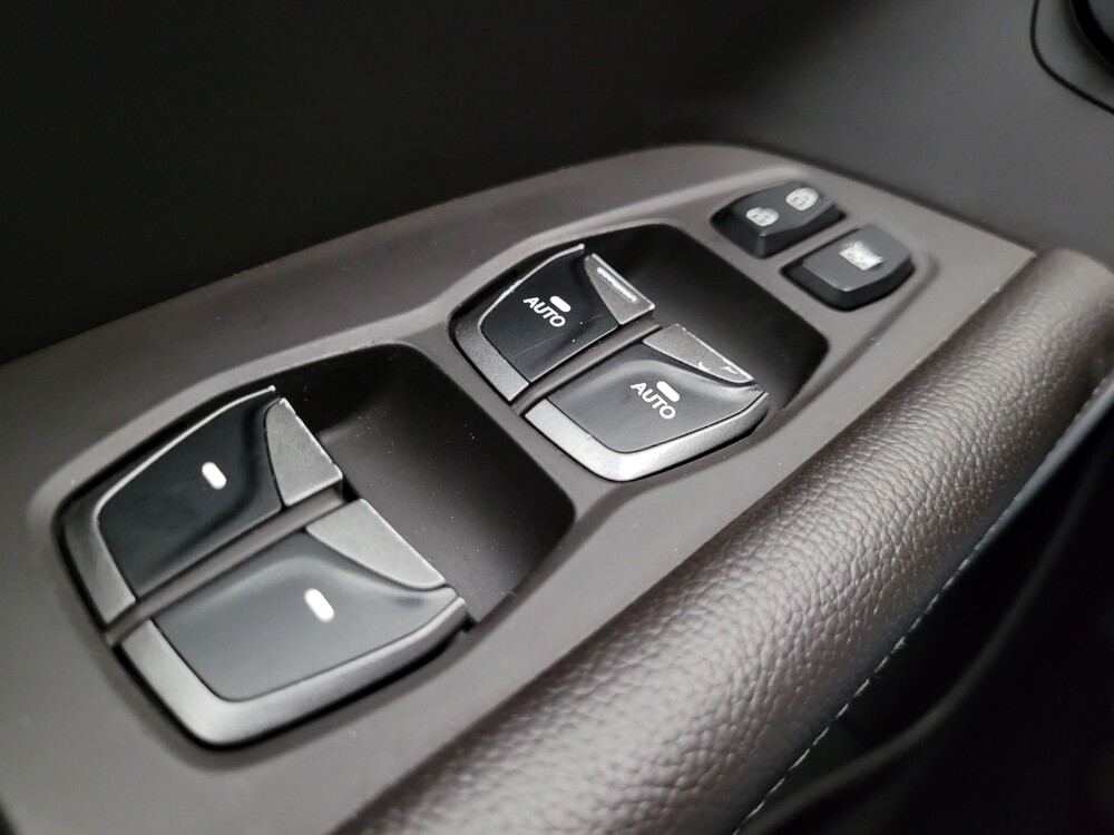 2017 Hyundai Santa Fe in Phoenix, AZ 85022 - 18082718 27