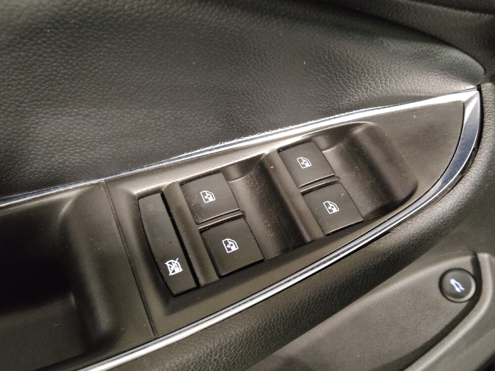 2017 Chevrolet Cruze in El Paso, TX 79907 - 18082724 27