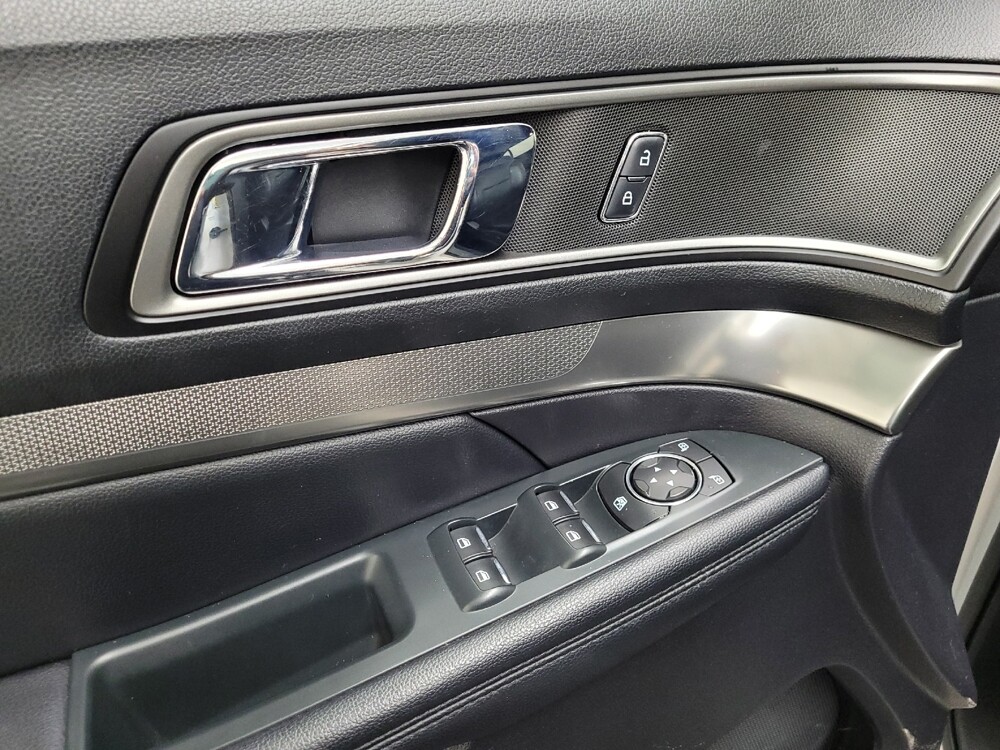 2019 Ford Explorer in Pittsburgh, PA 15236 - 18082725 27