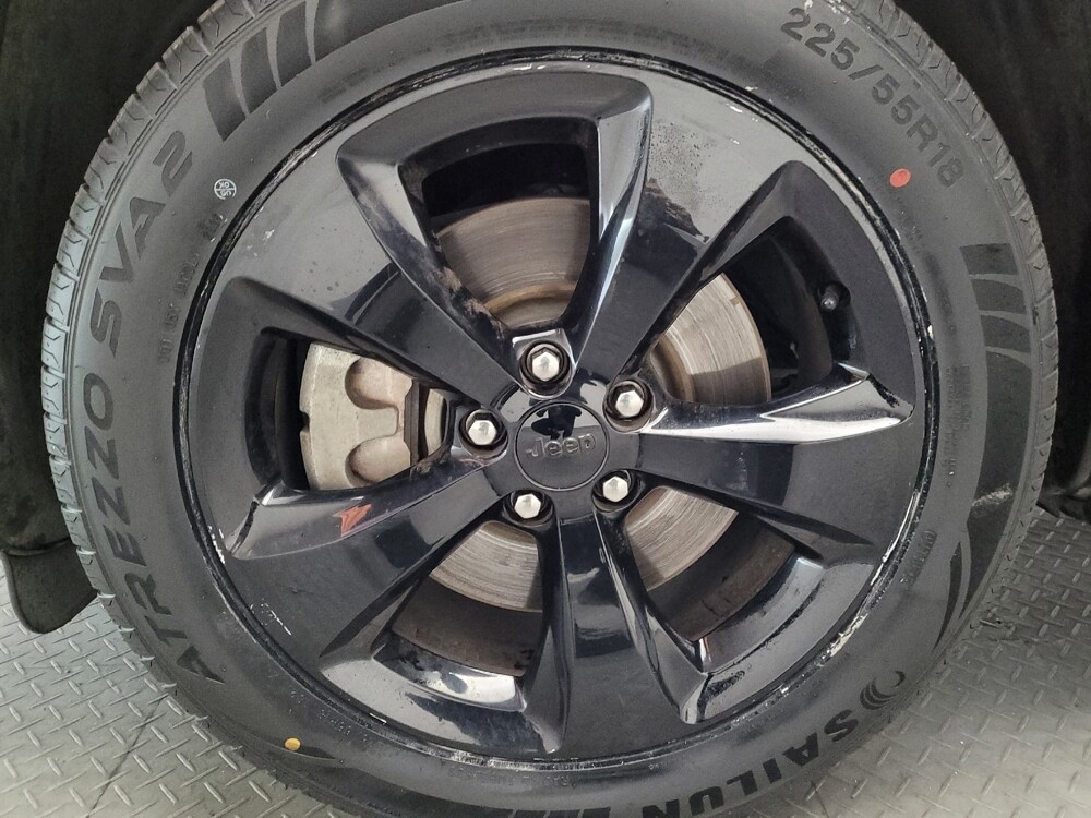 2019 Jeep Cherokee in Sacramento, CA 95821 - 18082731 31