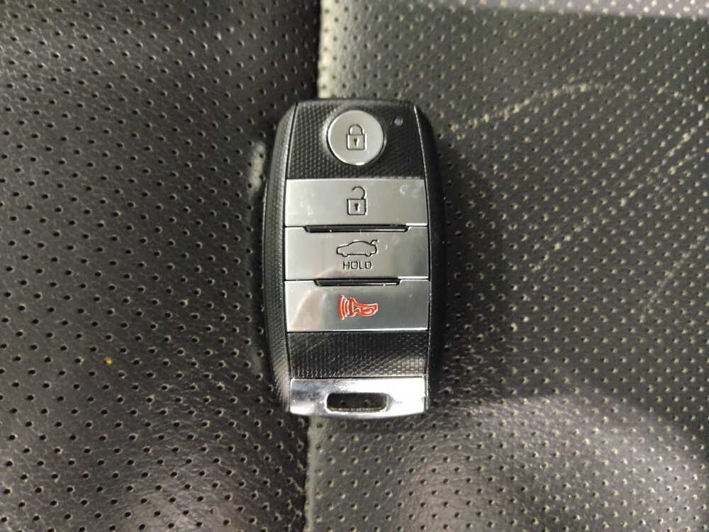 2017 Kia Forte in Columbus, OH 43228 - 18082735 32