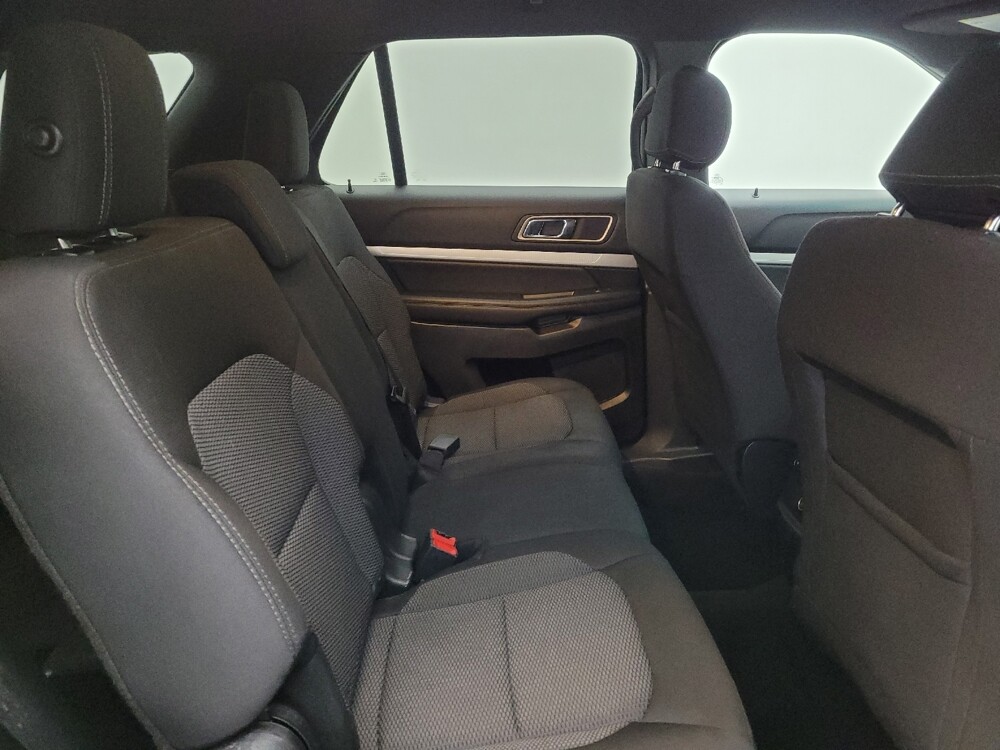 2017 Ford Explorer in Columbus, OH 43228 - 18082738 19