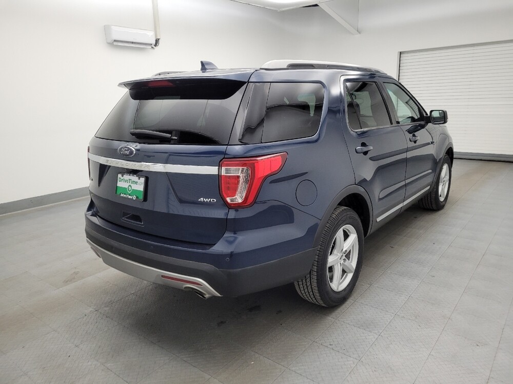 2017 Ford Explorer in Columbus, OH 43228 - 18082738 9