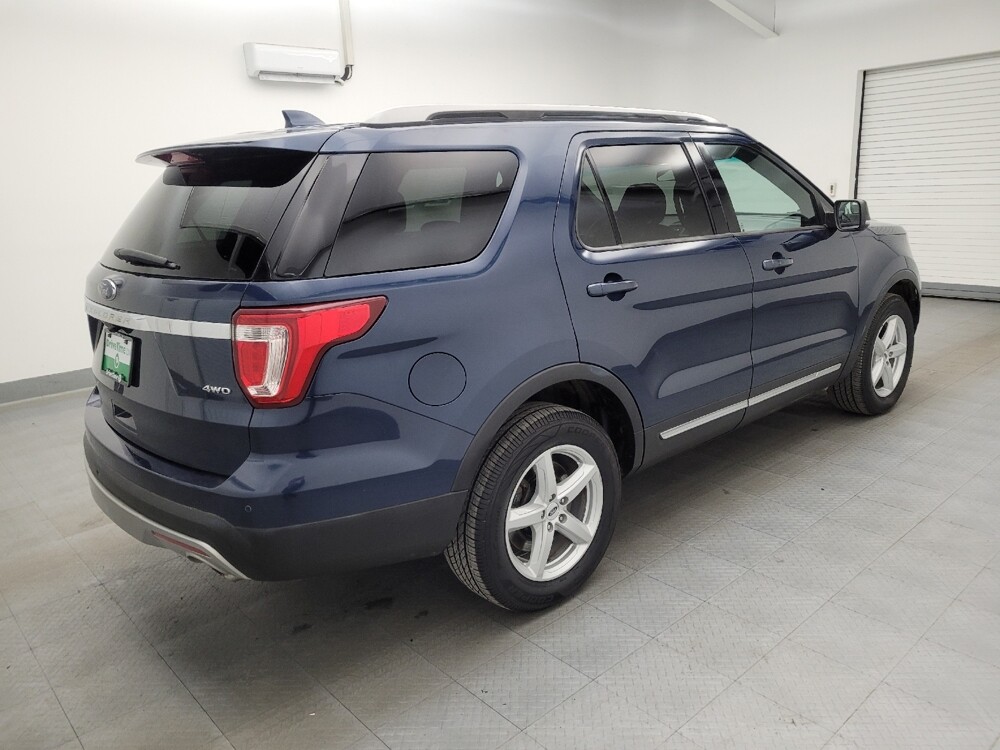 2017 Ford Explorer in Columbus, OH 43228 - 18082738 10