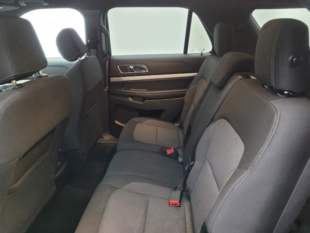 2017 Ford Explorer in Columbus, OH 43228 - 18082738 18