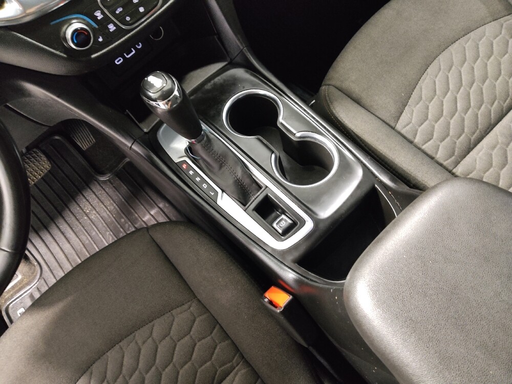 2019 Chevrolet Equinox in Columbus, OH 43228 - 18082739 26