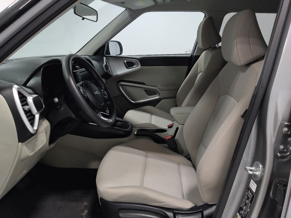 2022 Kia Soul in Columbus, OH 43228 - 18082740 17