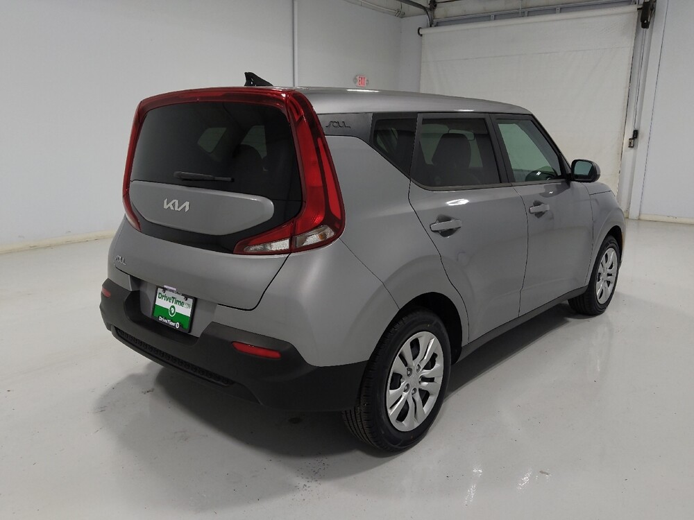 2022 Kia Soul in Columbus, OH 43228 - 18082740 9