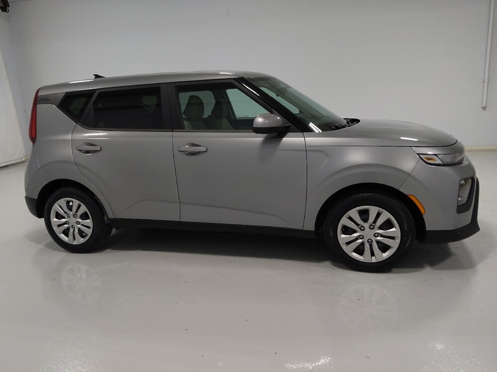 2022 Kia Soul in Columbus, OH 43228 - 18082740 11