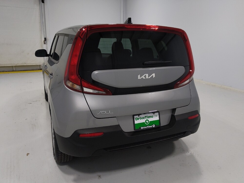 2022 Kia Soul in Columbus, OH 43228 - 18082740 6
