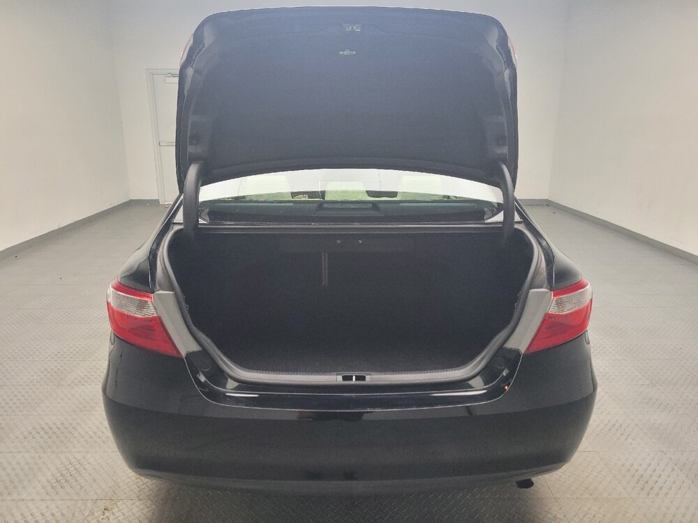 2016 Toyota Camry in Grand Rapids, MI 49508 - 18082742 29