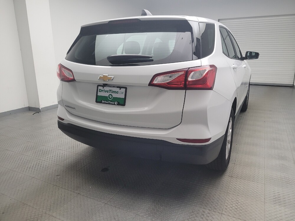 2020 Chevrolet Equinox in Eastpointe, MI 48021 - 18082745 7