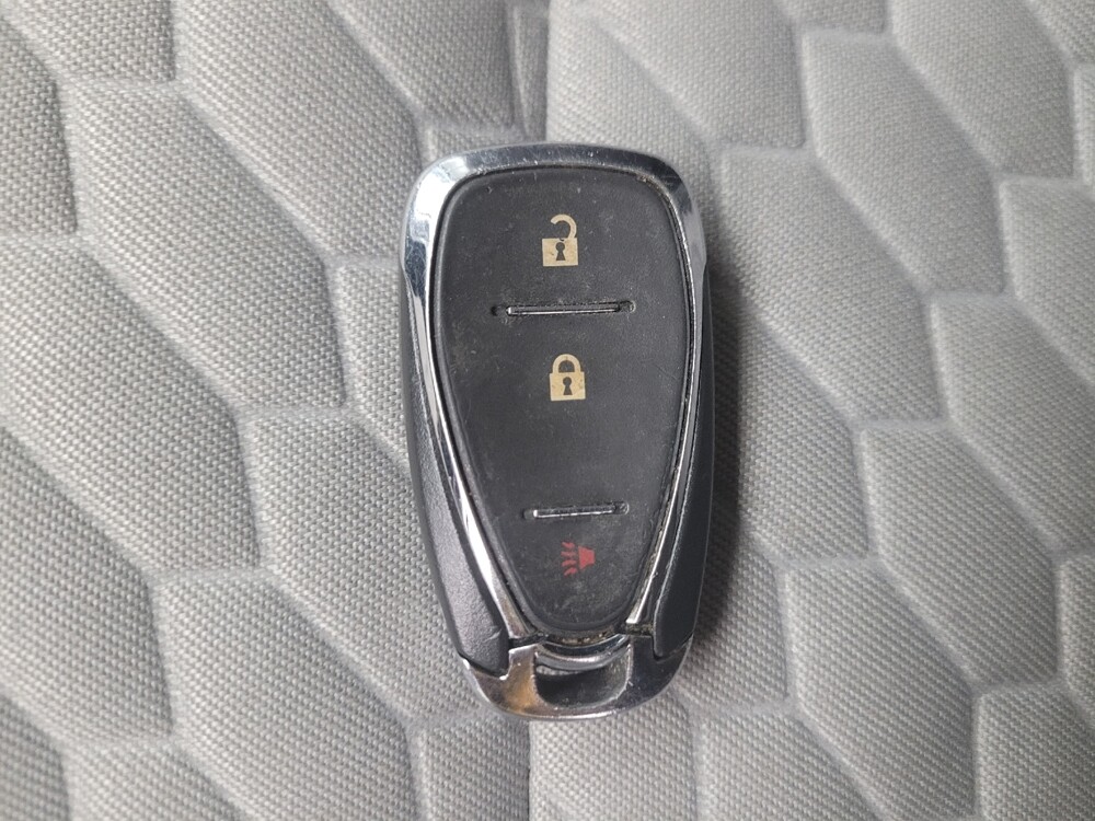 2020 Chevrolet Equinox in Eastpointe, MI 48021 - 18082745 32