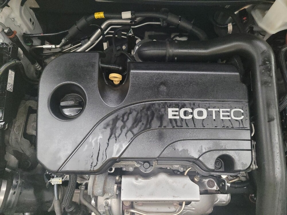 2020 Chevrolet Equinox in Eastpointe, MI 48021 - 18082745 30