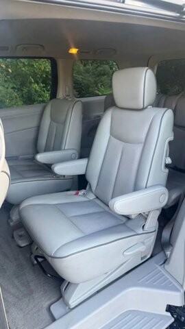 2015 Nissan Quest in Harrisonburg, VA 22801 - 18082757 9