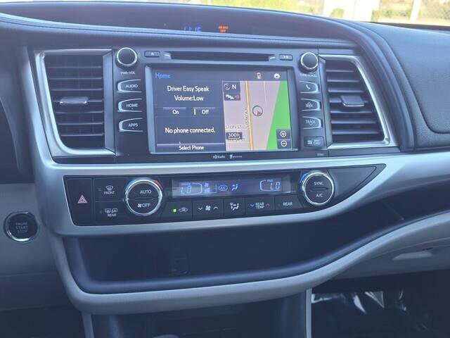 2014 Toyota Highlander in Mesa, AZ 85212 - 18082760 65