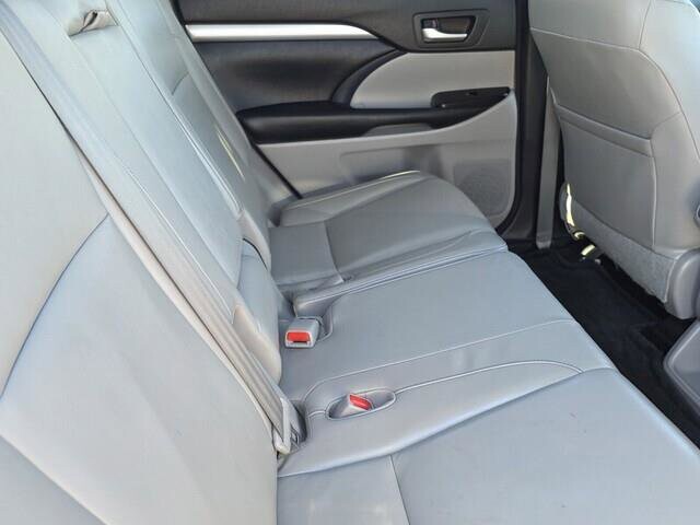 2014 Toyota Highlander in Mesa, AZ 85212 - 18082760 56