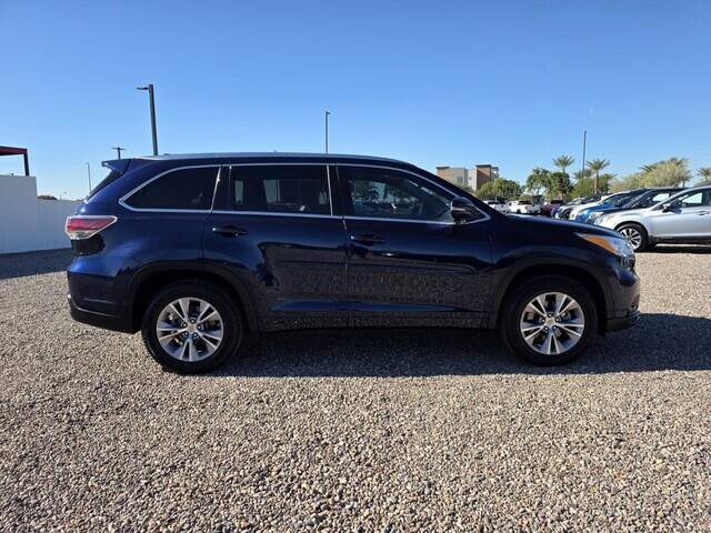 2014 Toyota Highlander in Mesa, AZ 85212 - 18082760 40