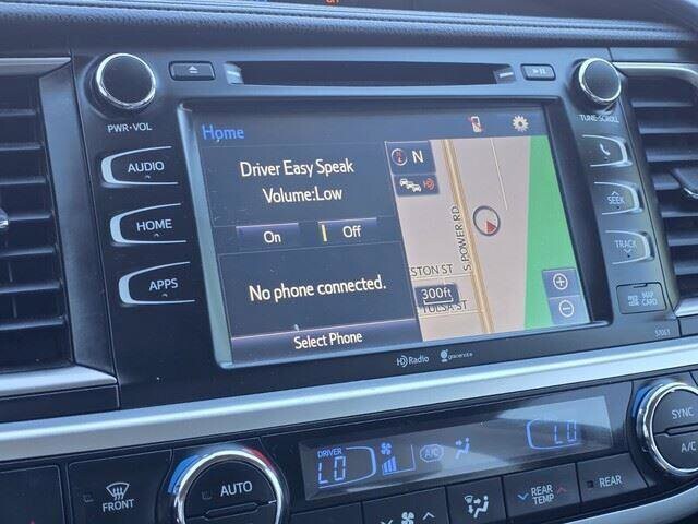 2014 Toyota Highlander in Mesa, AZ 85212 - 18082760 17