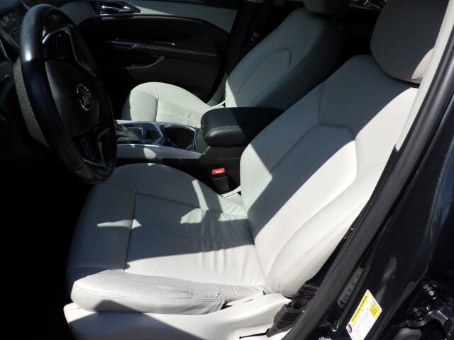 2015 Cadillac SRX in Flowery Branch, GA 30542 - 18082764 12