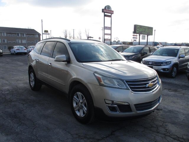 2014 Chevrolet Traverse in Oak Grove, MO 64075 - 18082767 3