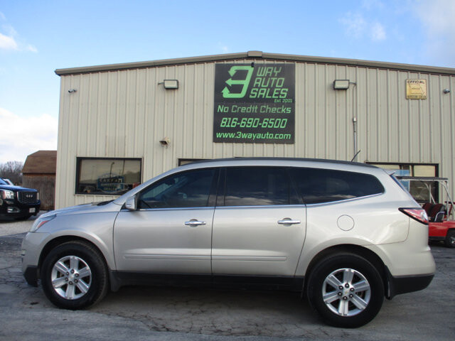 2014 Chevrolet Traverse in Oak Grove, MO 64075 - 18082767 8