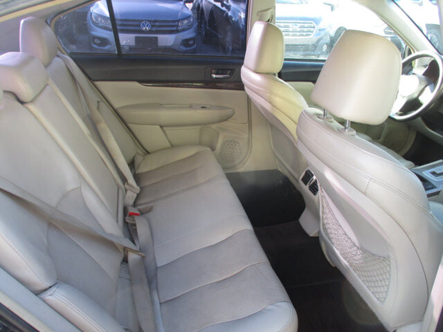 2013 Subaru Legacy in Oak Grove, MO 64075 - 18082768 12