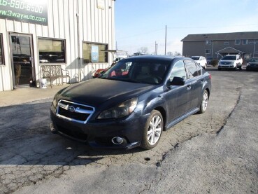 2013 Subaru Legacy in Oak Grove, MO 64075