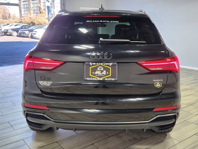 2022 Audi Q3 in Cinnaminson, NJ 08077 - 18082771 4