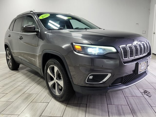2019 Jeep Cherokee in Cinnaminson, NJ 08077 - 18082773 7