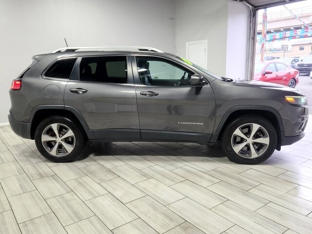 2019 Jeep Cherokee in Cinnaminson, NJ 08077 - 18082773 6