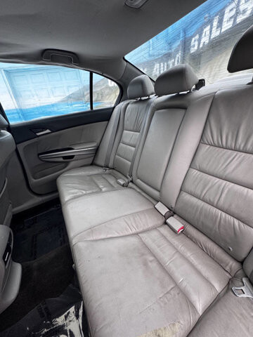 2010 Honda Accord in Eastpointe, MI 48021 - 18082778 8