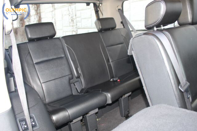 2015 Nissan Armada in Decatur, GA 30032 - 18082780 37