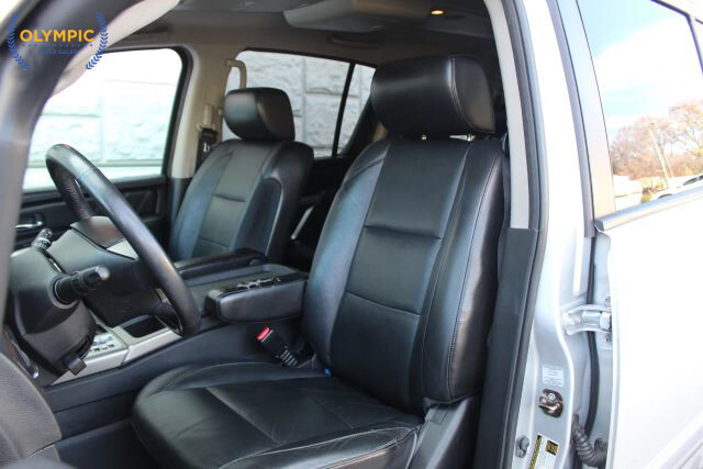 2015 Nissan Armada in Decatur, GA 30032 - 18082780 31