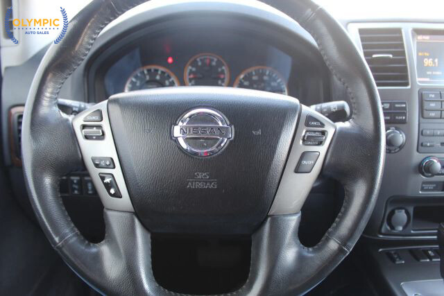 2015 Nissan Armada in Decatur, GA 30032 - 18082780 17