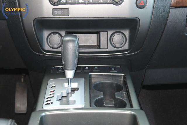 2015 Nissan Armada in Decatur, GA 30032 - 18082780 24