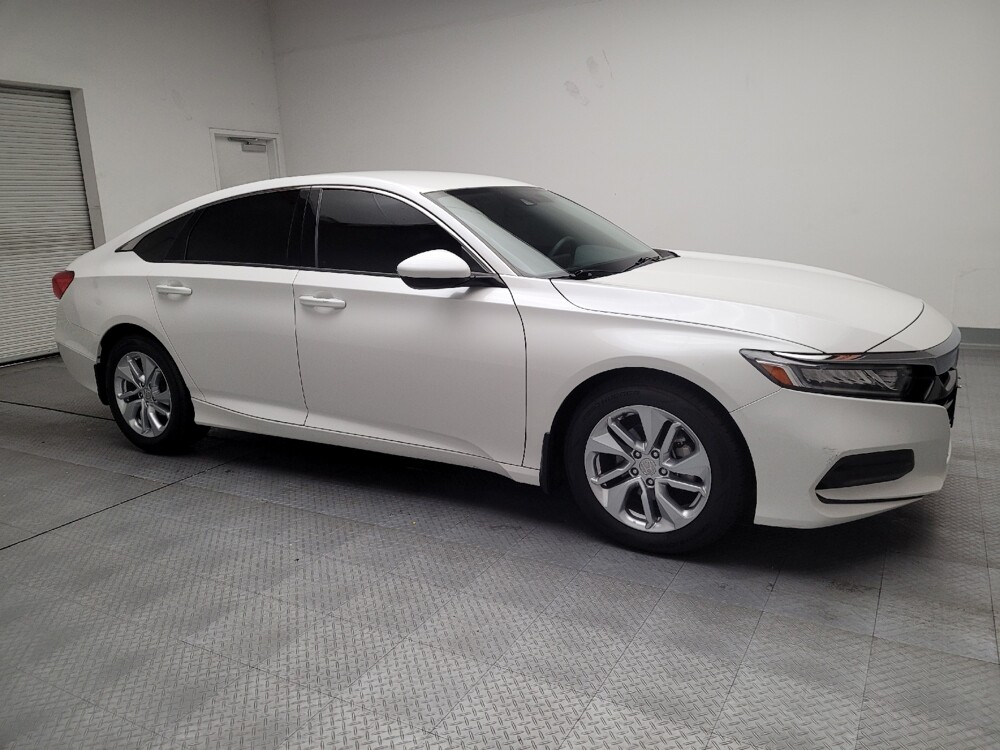 2018 Honda Accord in Montclair, CA 91763 - 18082781 11