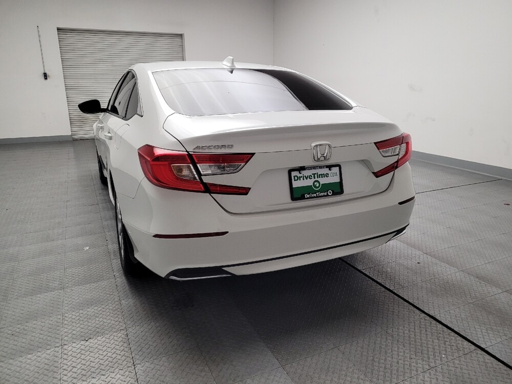 2018 Honda Accord in Montclair, CA 91763 - 18082781 6