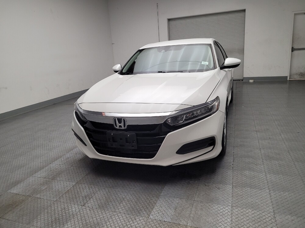 2018 Honda Accord in Montclair, CA 91763 - 18082781 15