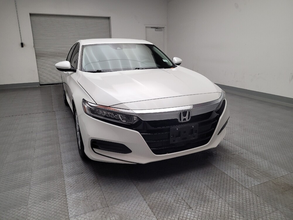 2018 Honda Accord in Montclair, CA 91763 - 18082781 14