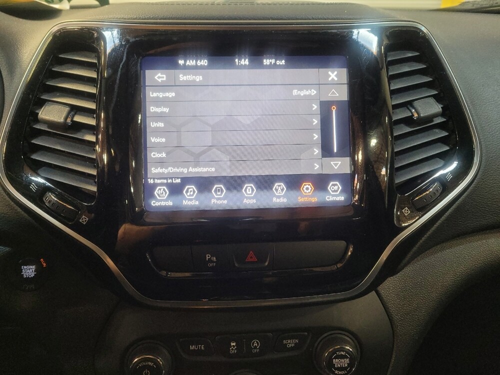 2019 Jeep Cherokee in Torrance, CA 90504 - 18082789 25