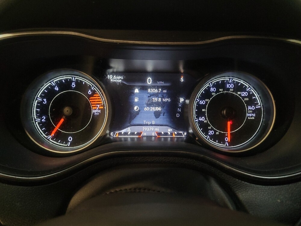 2019 Jeep Cherokee in Torrance, CA 90504 - 18082789 23