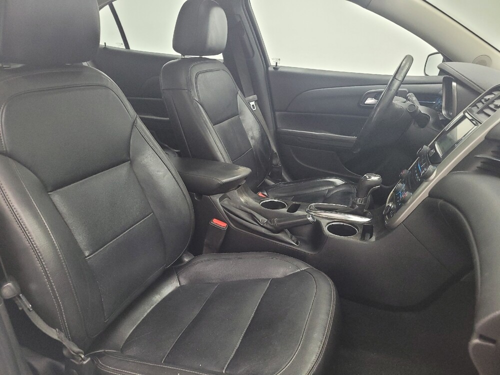 2015 Chevrolet Malibu in Madison, TN 37115 - 18082792 21