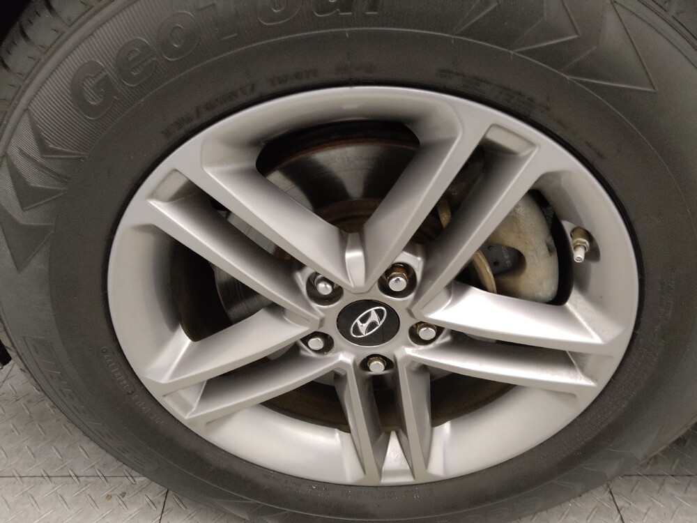 2017 Hyundai Santa Fe in Marietta, GA 30062 - 18082794 31